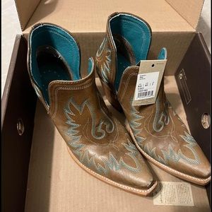 Ariat Booties, size 9.5